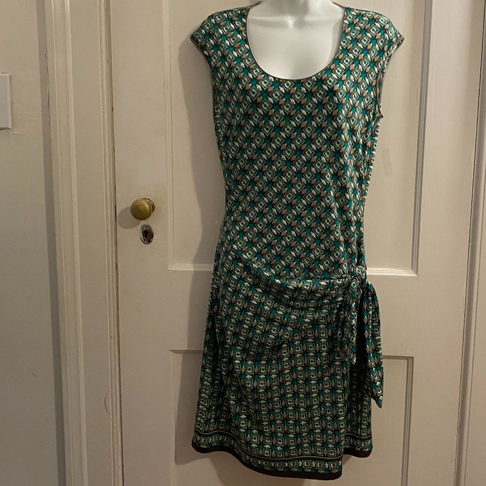 Max Studio Patterned Green Cap Sleeve Dress, Small